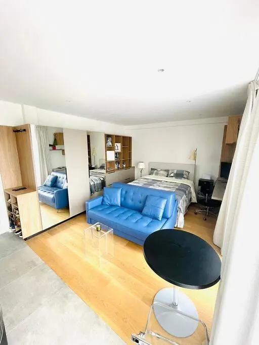 Luxueux 3 Voyageurs Bastille Париж